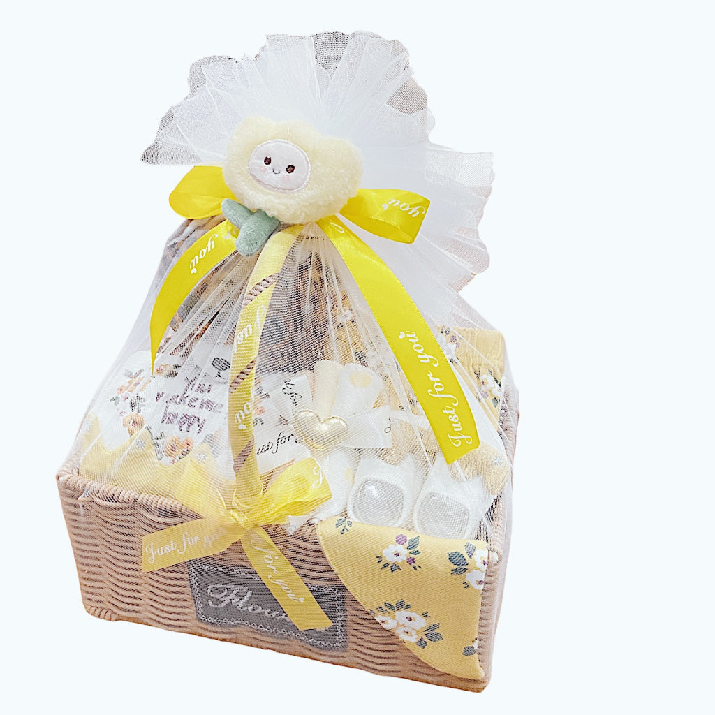 Baby Girls Basket Hamper Newborn clothes gift sets little duck infants 0-9m bebe 100 days Party outfits gift packages