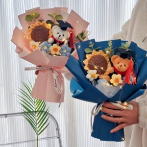 Creative Graduation Bouquet – Includes Adorable Doll Bear Plush, Great Birthday Gift for Boys, Classmates, and Girlfriends, Perfect for Graduation Celebrations